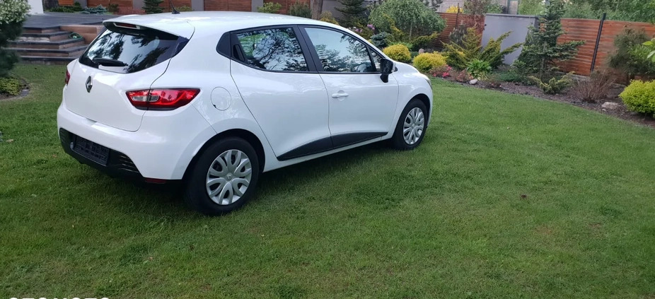 Renault Clio cena 30900 przebieg: 80000, rok produkcji 2017 z Sosnowiec małe 79